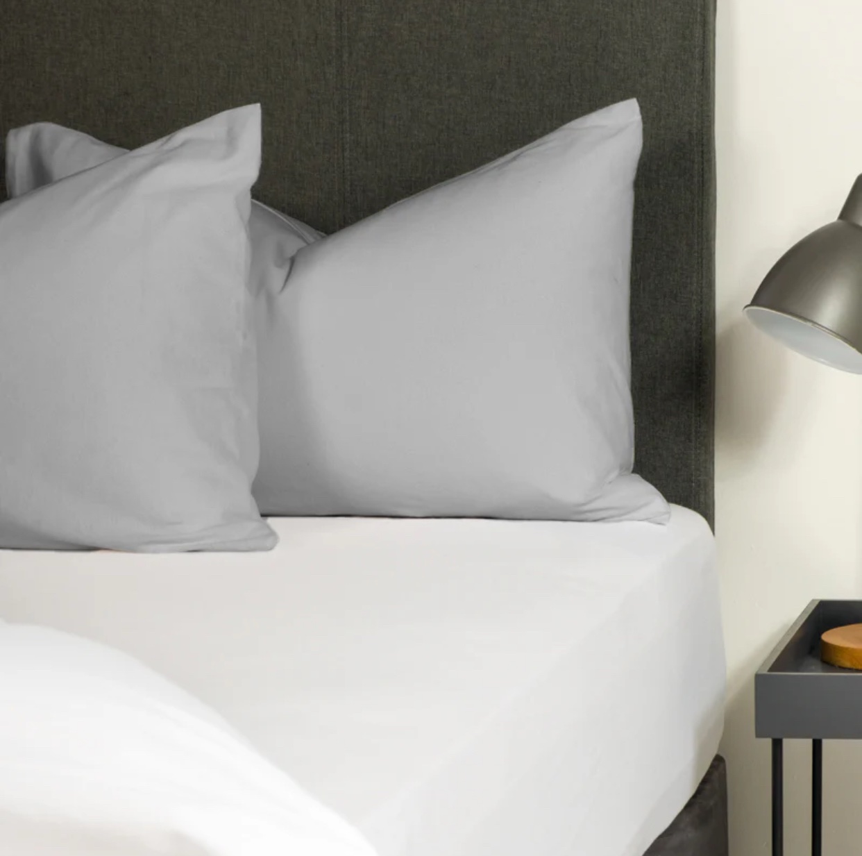 Nest soft touch essentials pillowcase (charcoal) - Image 4